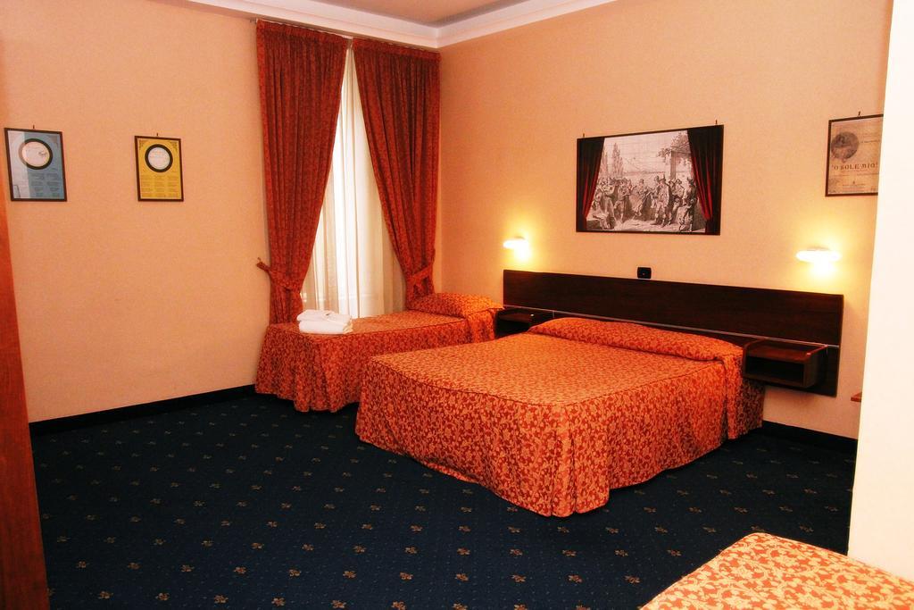 Hotel Luna Rossa Napoli Exterior foto
