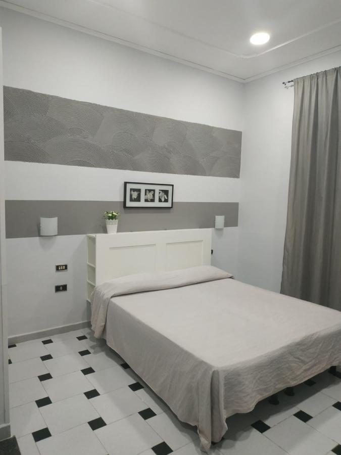Hotel Luna Rossa Napoli Exterior foto