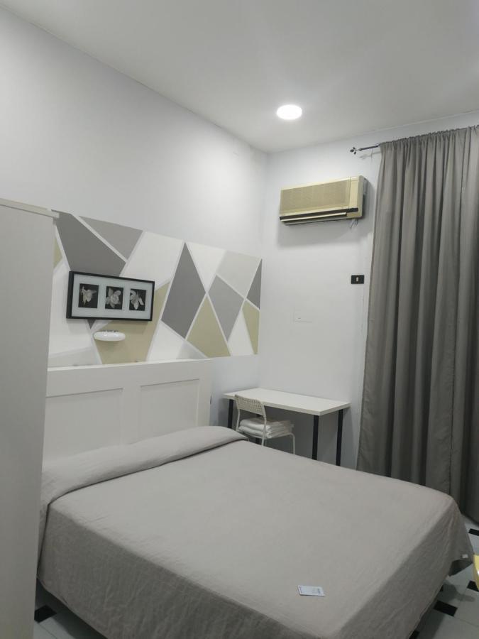 Hotel Luna Rossa Napoli Exterior foto